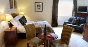 Отель Donegal Manor Huge Luxury Self Let  Донегол